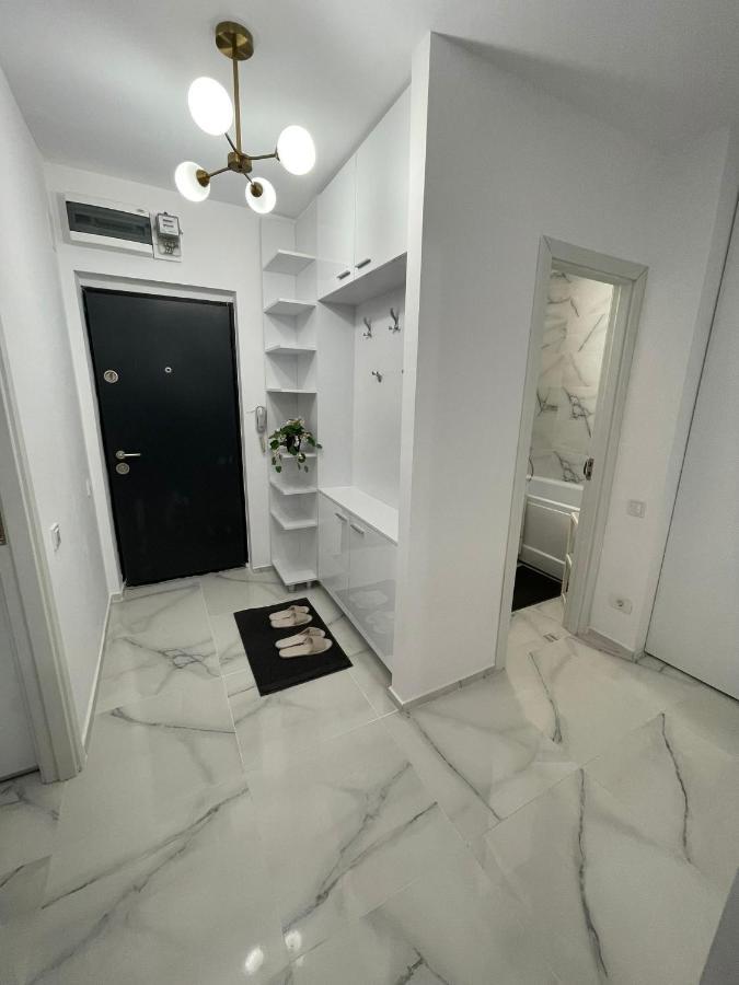 Appartamento Garsoniera Spatioasa Mega Mall Bucarest